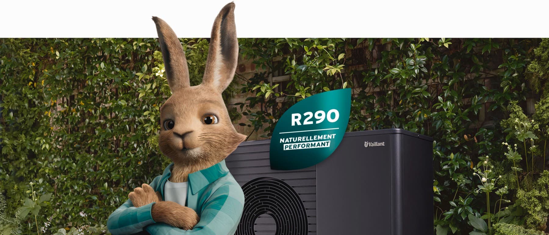 Vaillant hare with natural refrigerant logo in front of an aroTHERM plus heat pump