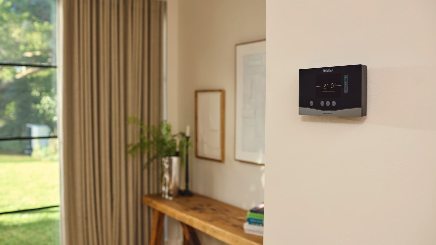 Commande du système sensoCOMFORT dans la pièce à vivre