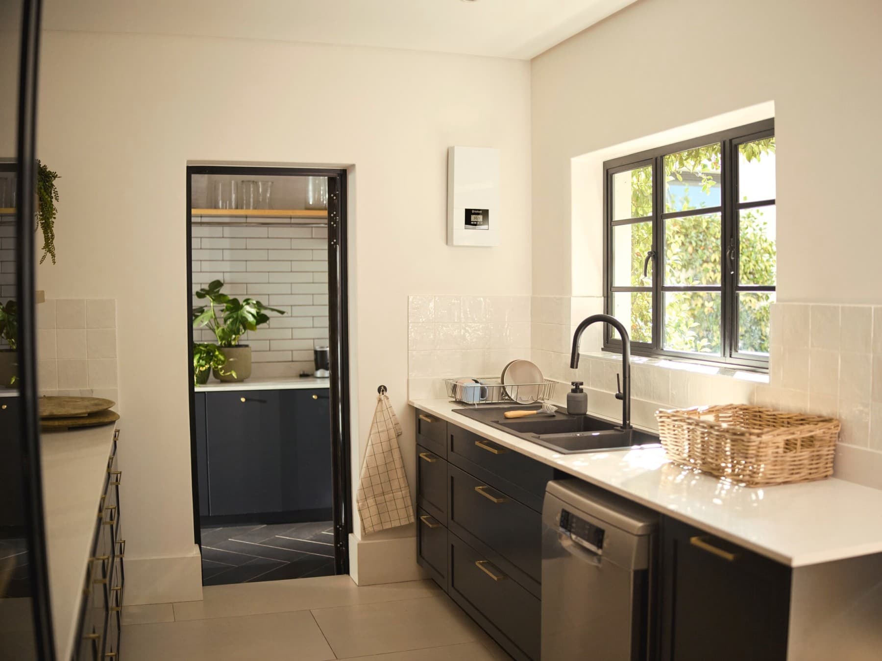 Instantaneous water heaters VED Vaillant
