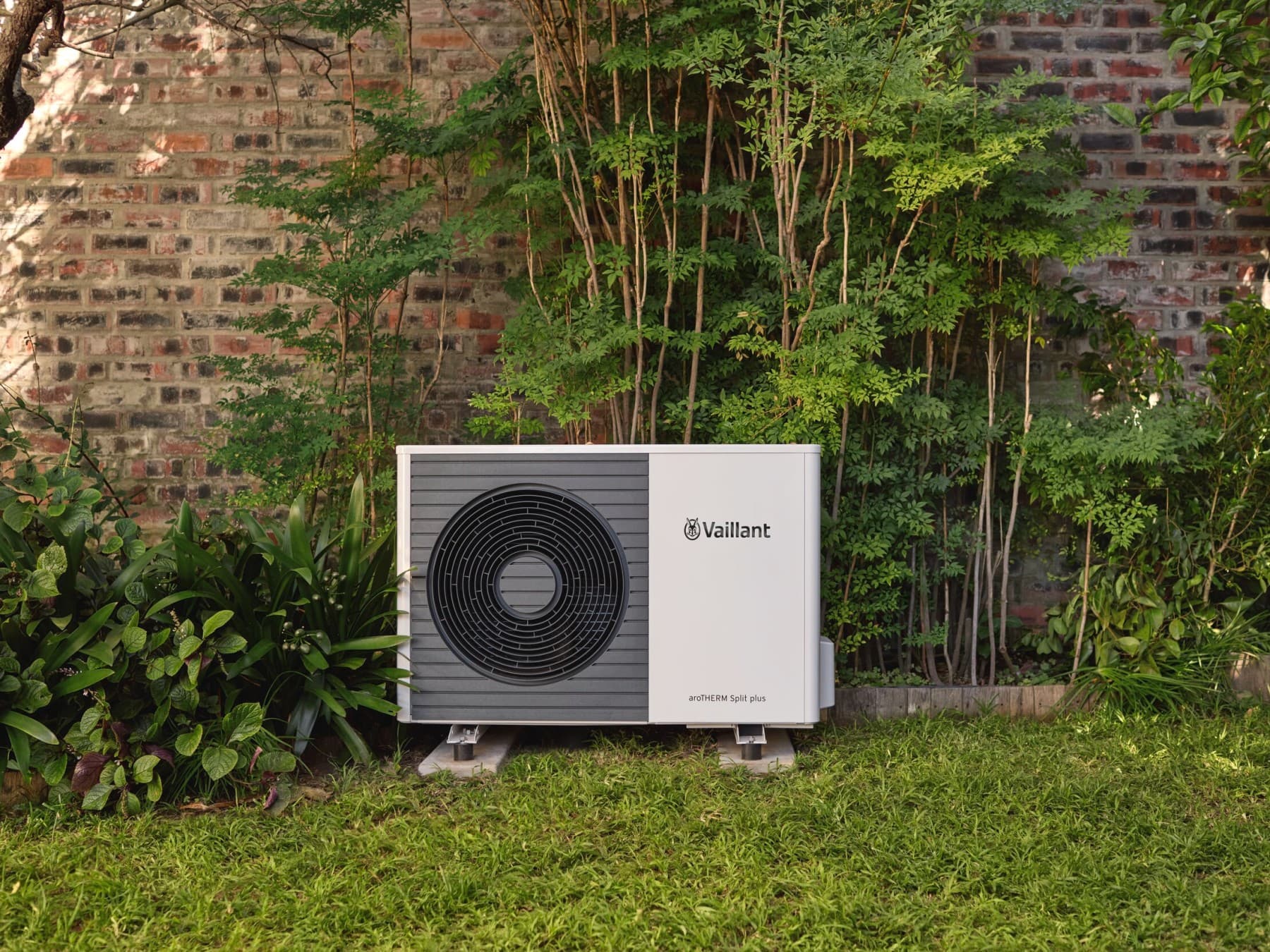 aroTHERM Split plus in front of a house