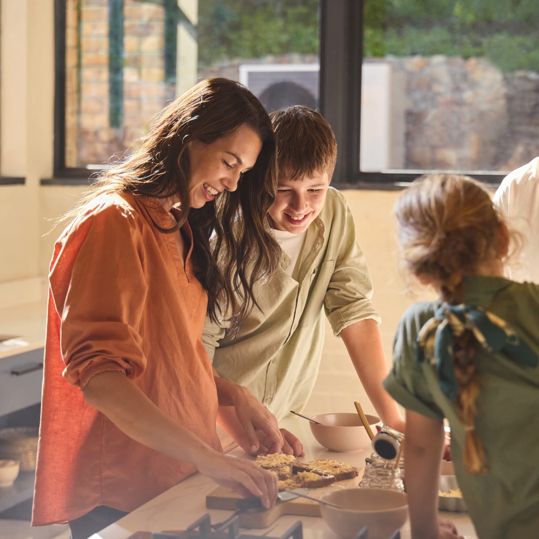 Family enjoys pleasant indoor temperatures in summer