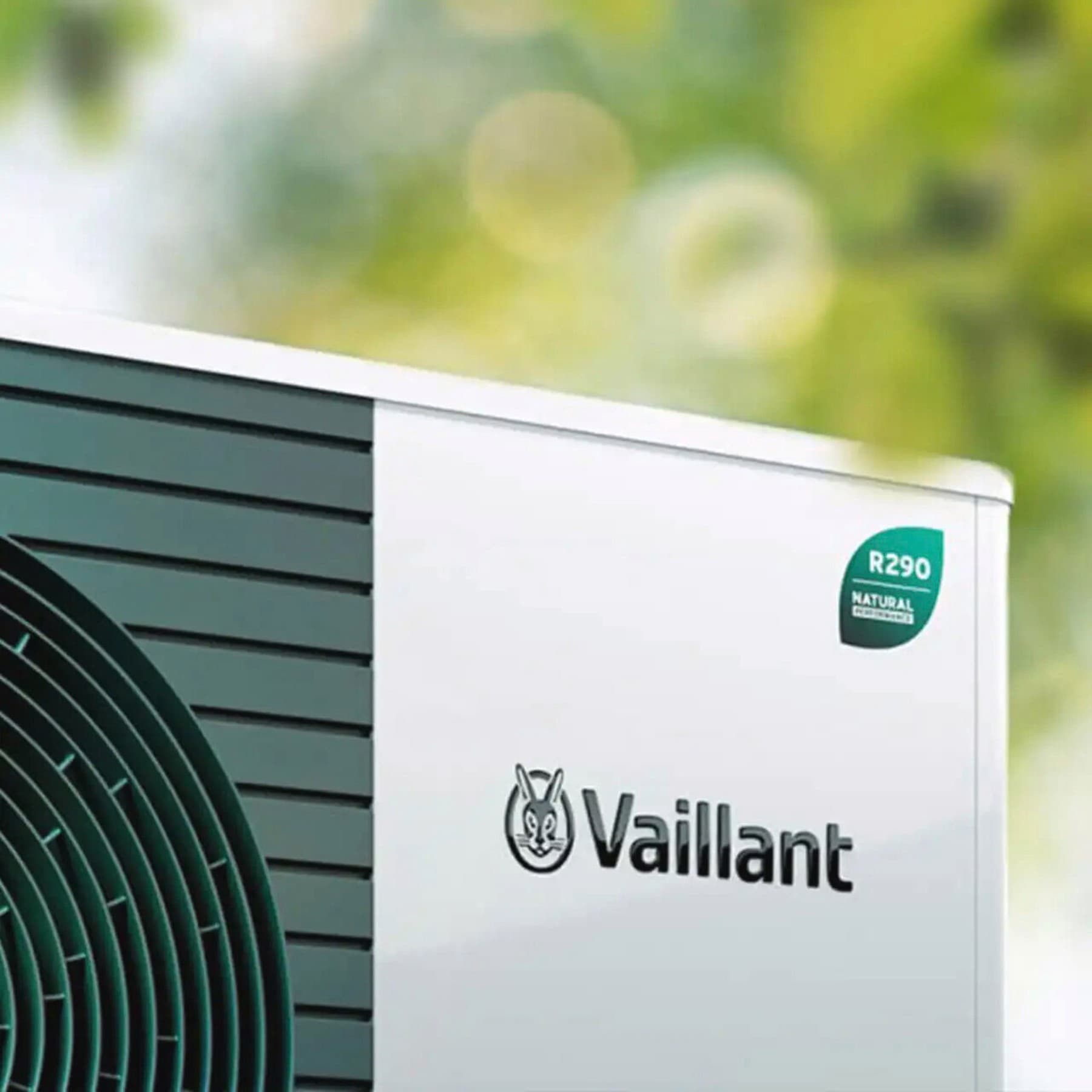 Heat pump with R290 signet
